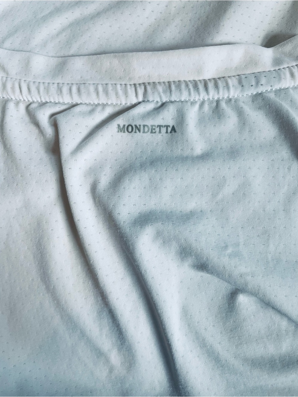 Mondetta Performance Tee - Picture 3 of 4